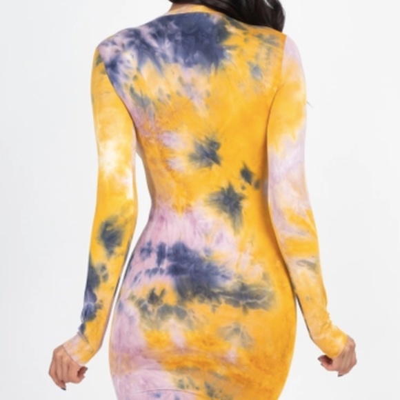 Tie-Dye Basic Long Sleeve Bodycon Dress - Picture 4 of 7